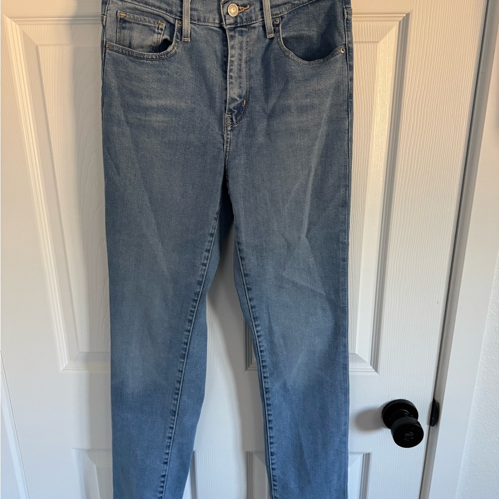 Women’s Levi’s 724 high rise Jeans, size 26